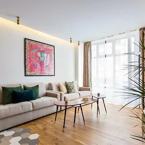 Cmg Charonne / Voltaire Iii Paris